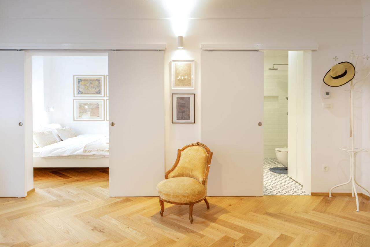 Stylish Apartment In Historical Center リュブリャナ エクステリア 写真