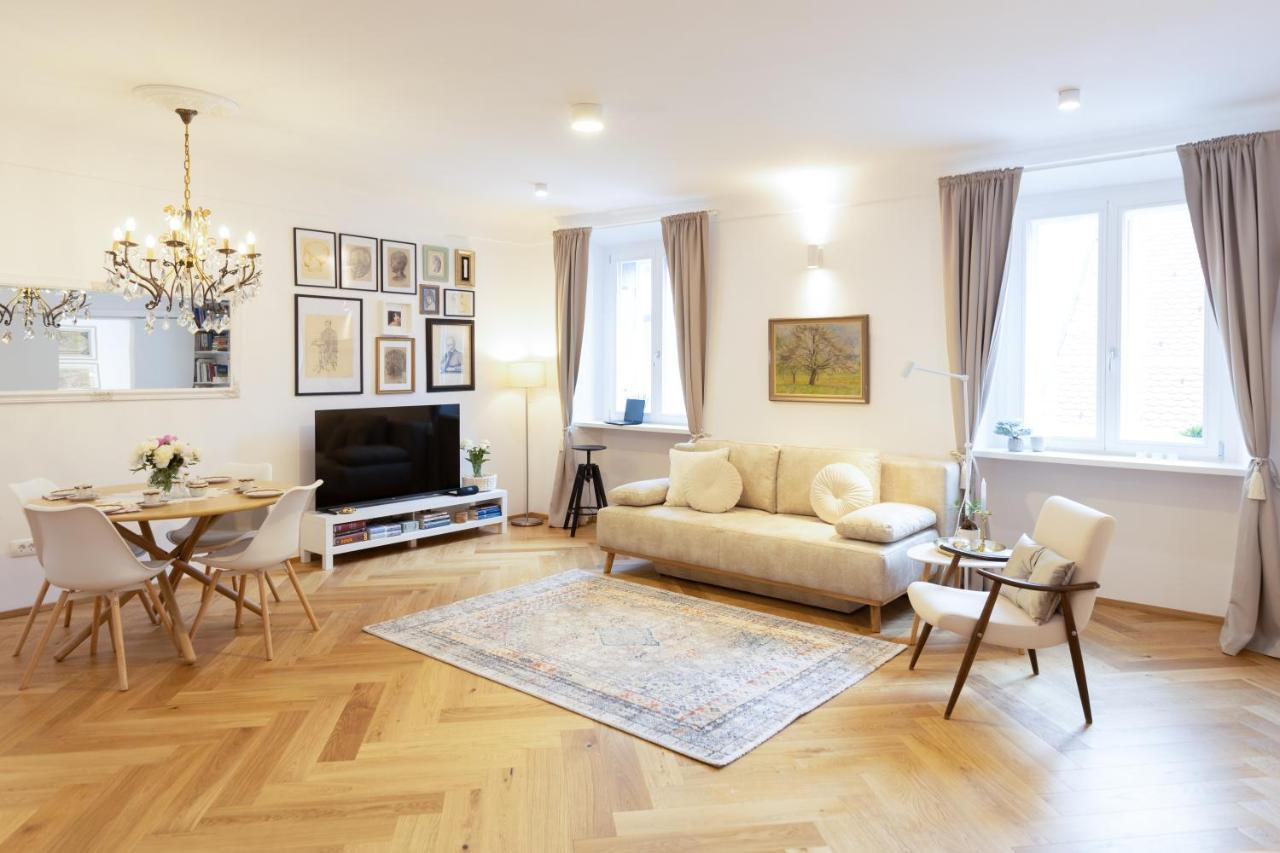 Stylish Apartment In Historical Center リュブリャナ エクステリア 写真